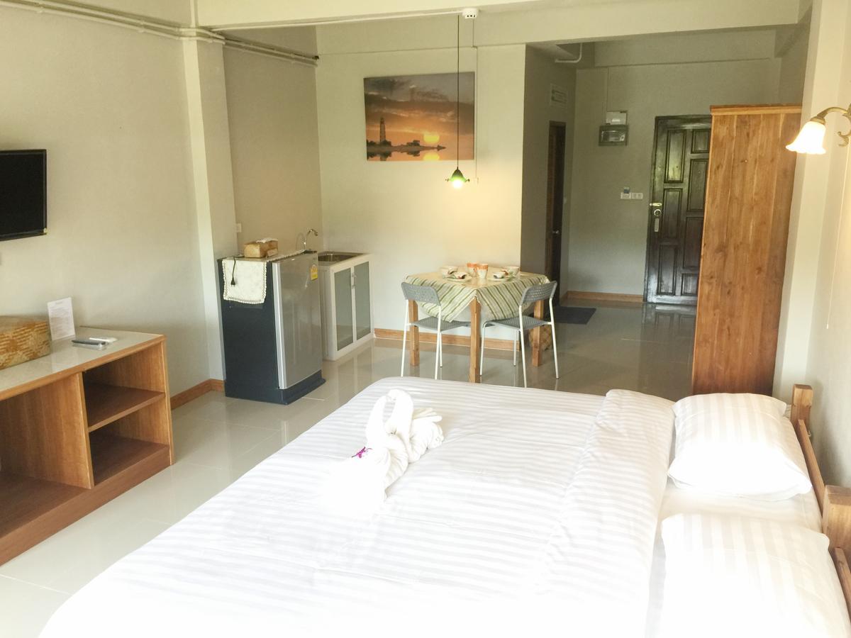 Baan Bangrak Residence Trang Eksteriør billede