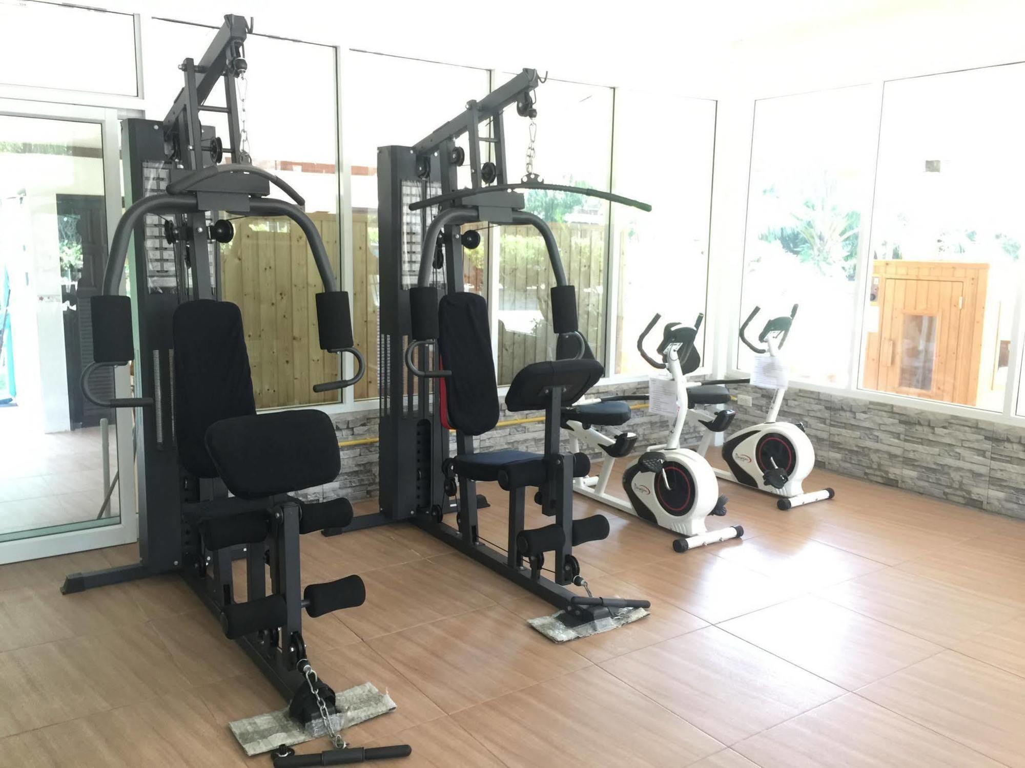 Baan Bangrak Residence Trang Eksteriør billede