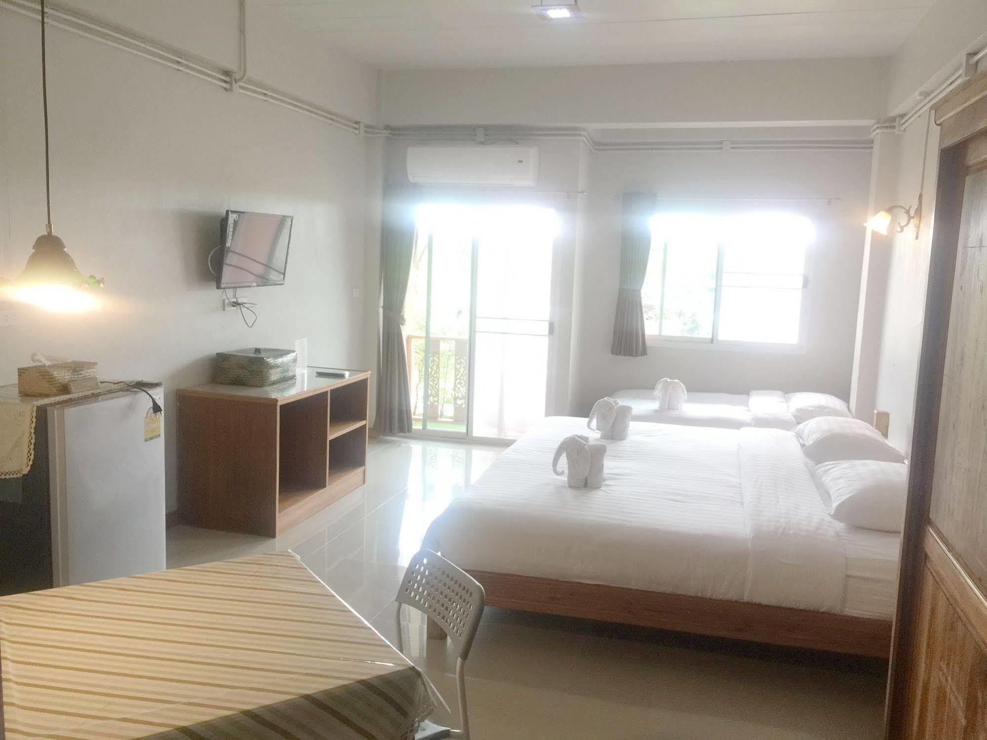 Baan Bangrak Residence Trang Eksteriør billede