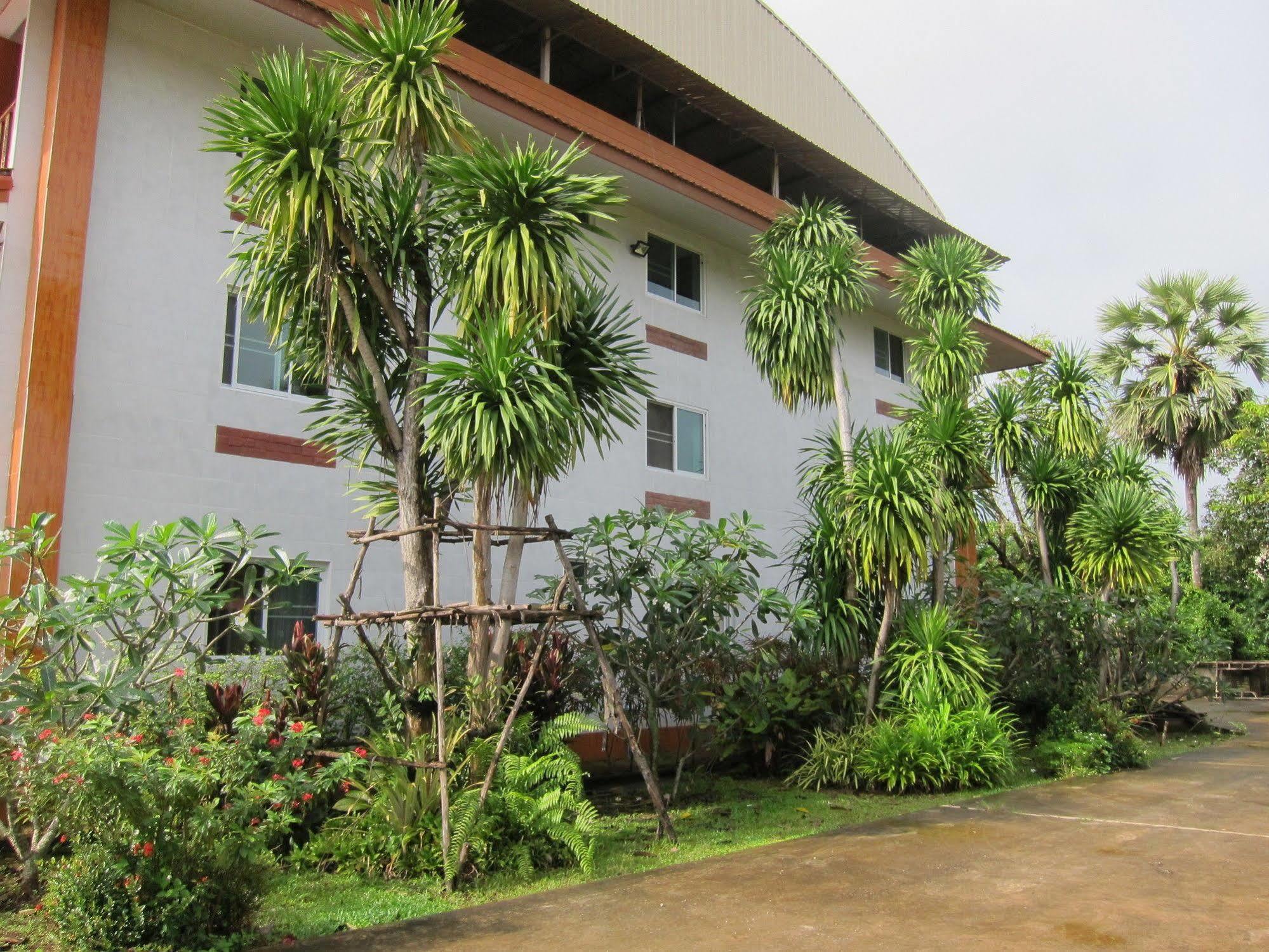 Baan Bangrak Residence Trang Eksteriør billede